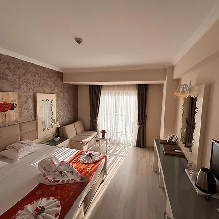 Grand Mir'amor Hotel&spa ホテル 5*