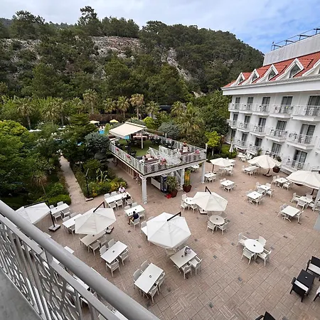 Grand Mir'amor Hotel&spa ホテル